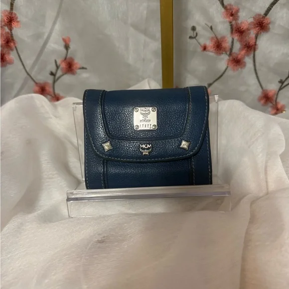 MCM Blue Leather Women's Wallet - Picture 2 of 11
